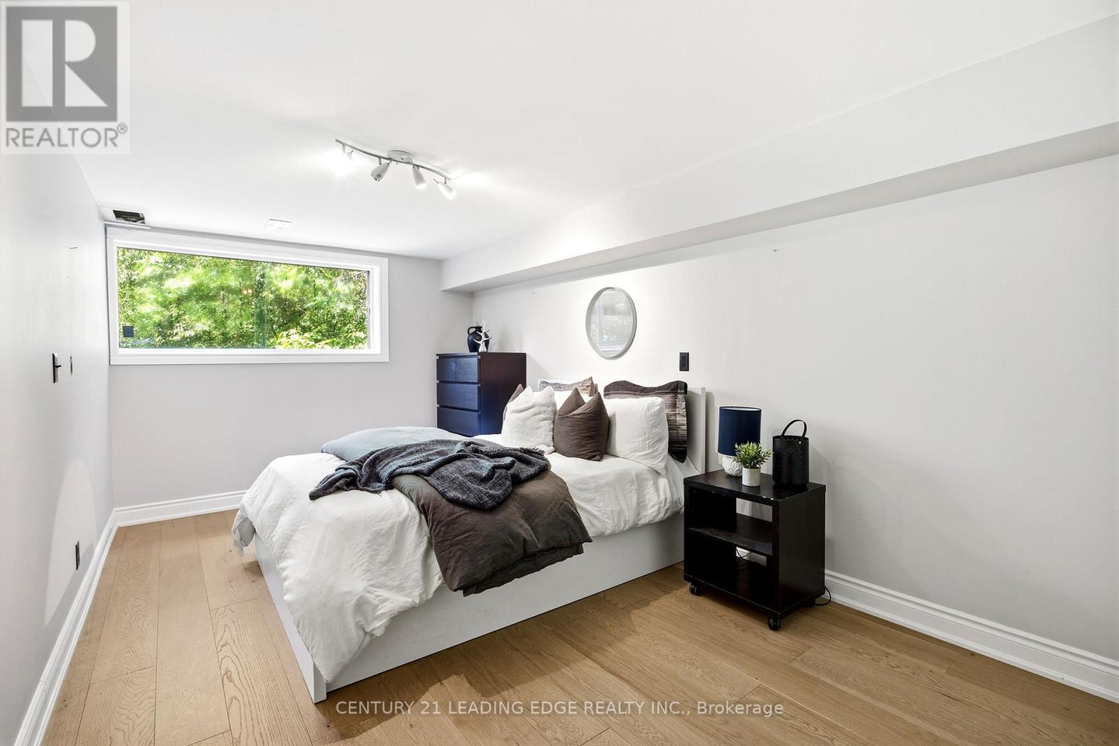128 MARICA AVENUE - 34