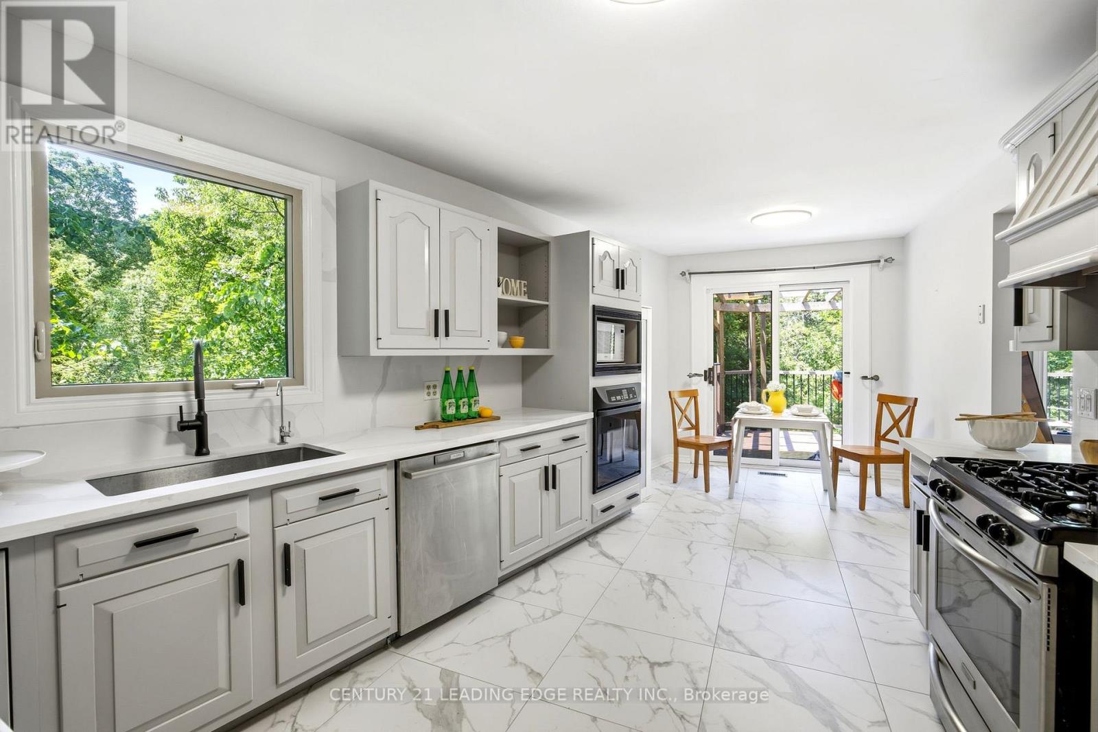 128 MARICA AVENUE - 6