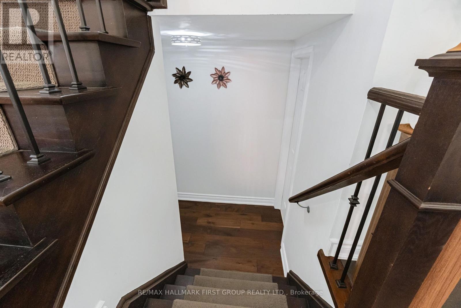 15 HESHAM DRIVE - 32