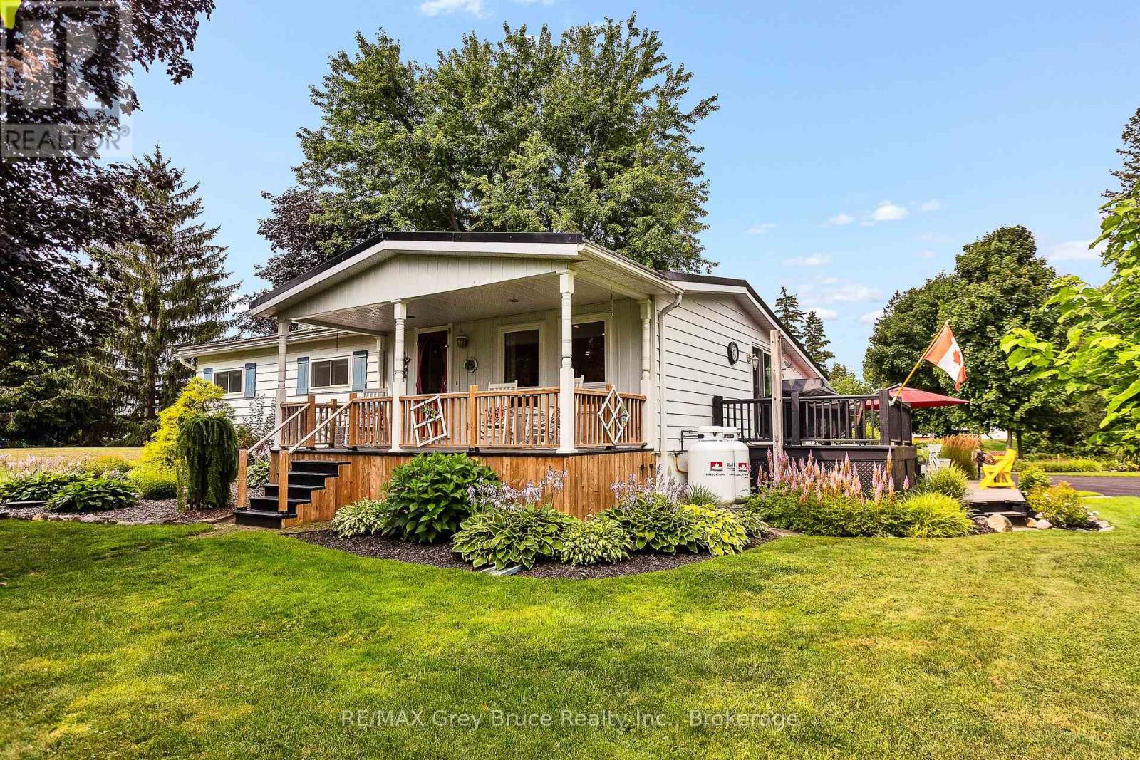 21571 GREY RD 16 ROAD E - 41