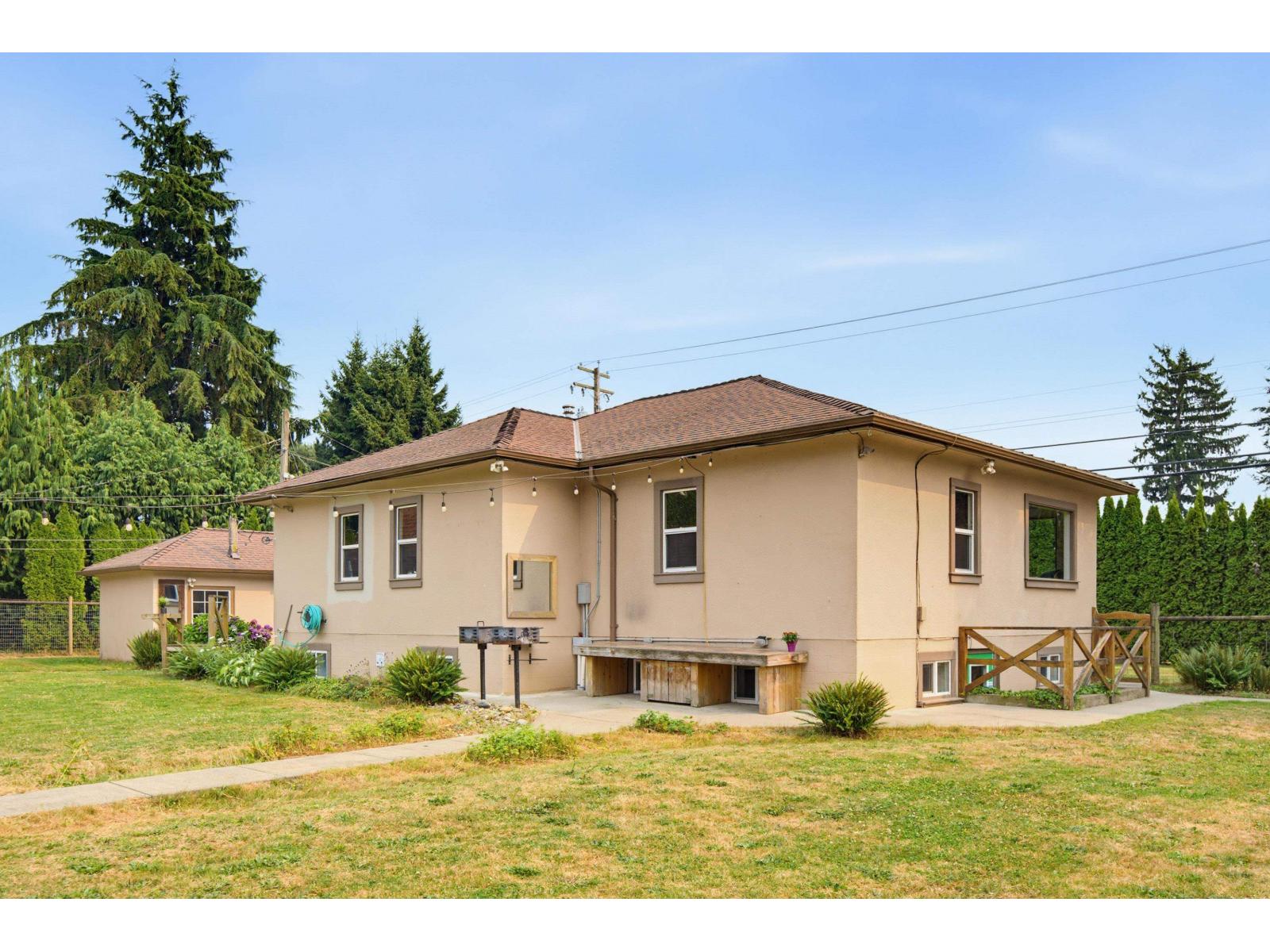 5 Bed, 2 Bath House for Sale in Abbotsford – 32843 HUNTINGDON ROAD, Abbotsford – MLS# R3154000 - Image 30