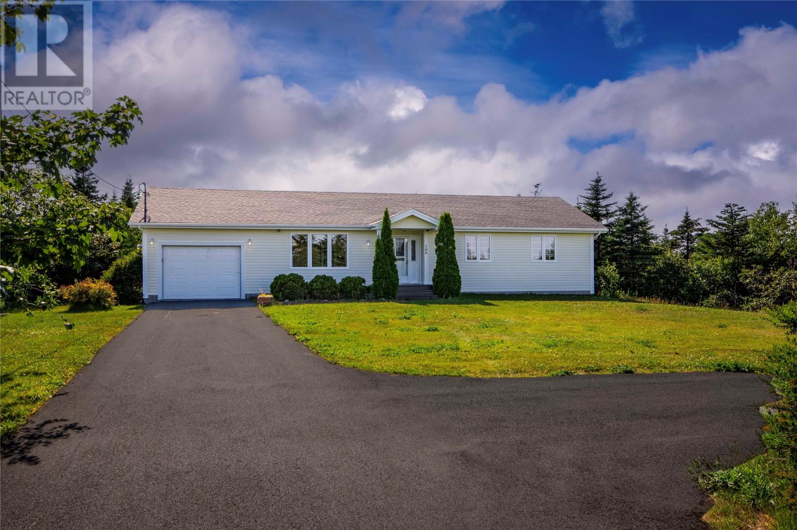 166 Dogberry Hill