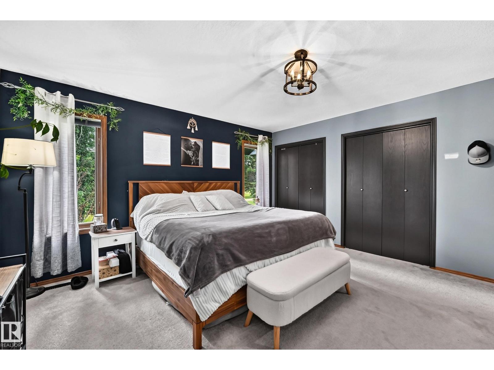 4809 51 ST - 18