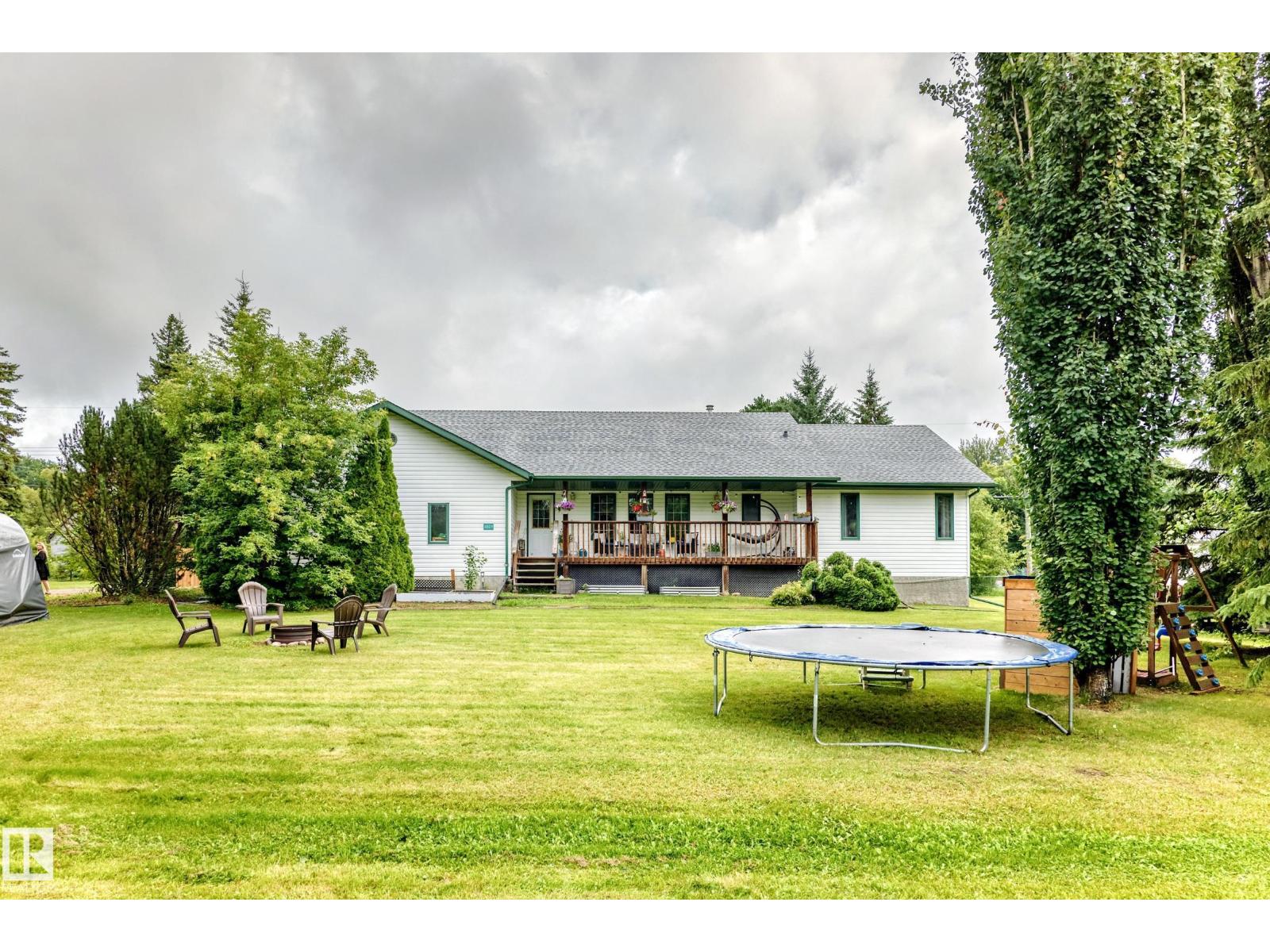 4809 51 ST - 63