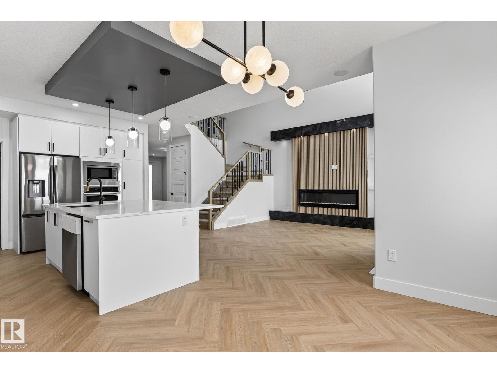 2316 63 AV NE - 8