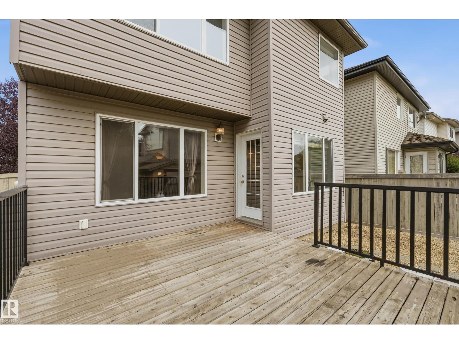 11543 11 AV SW - Image 41