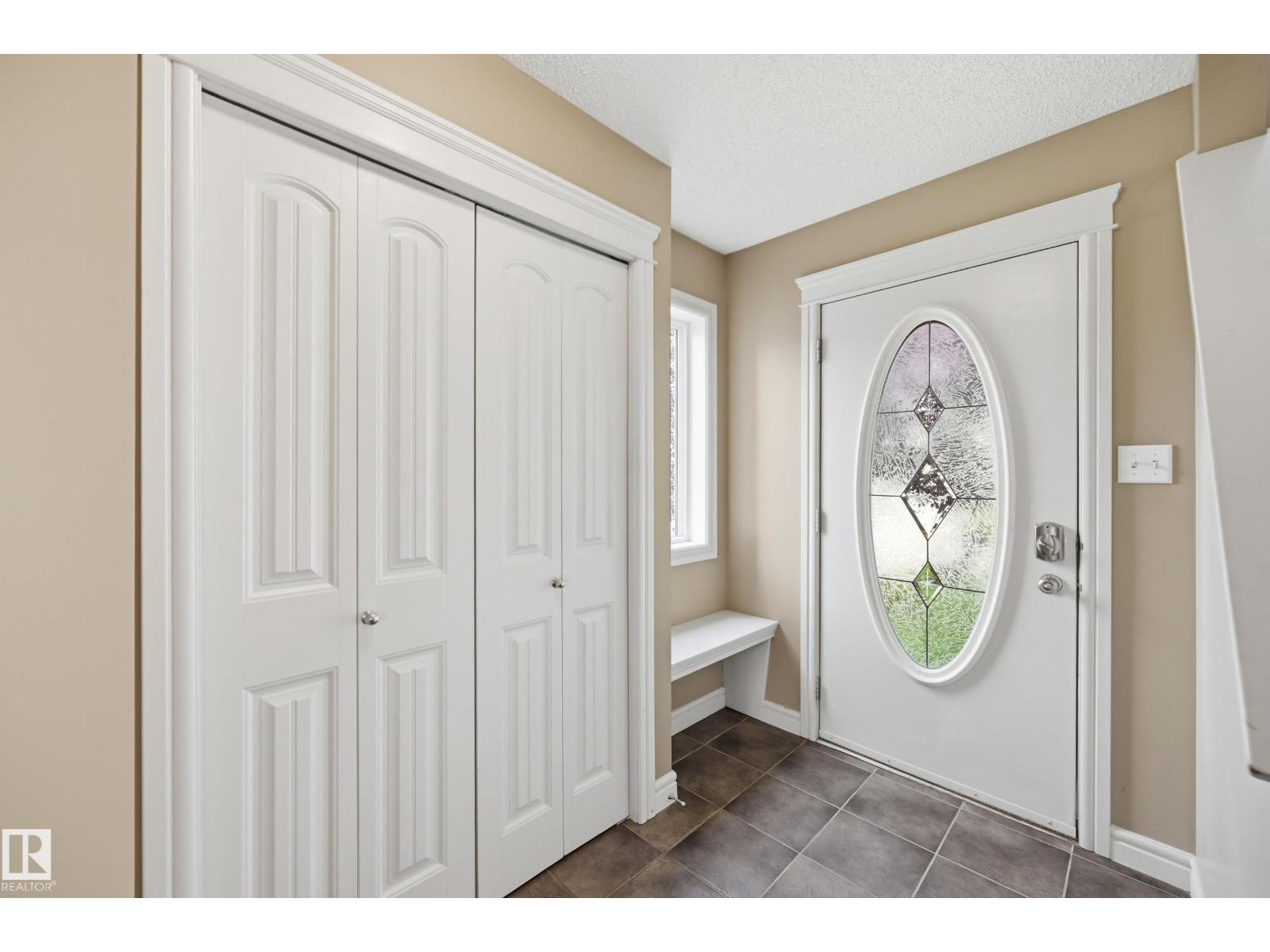 11543 11 AV SW - Image 6