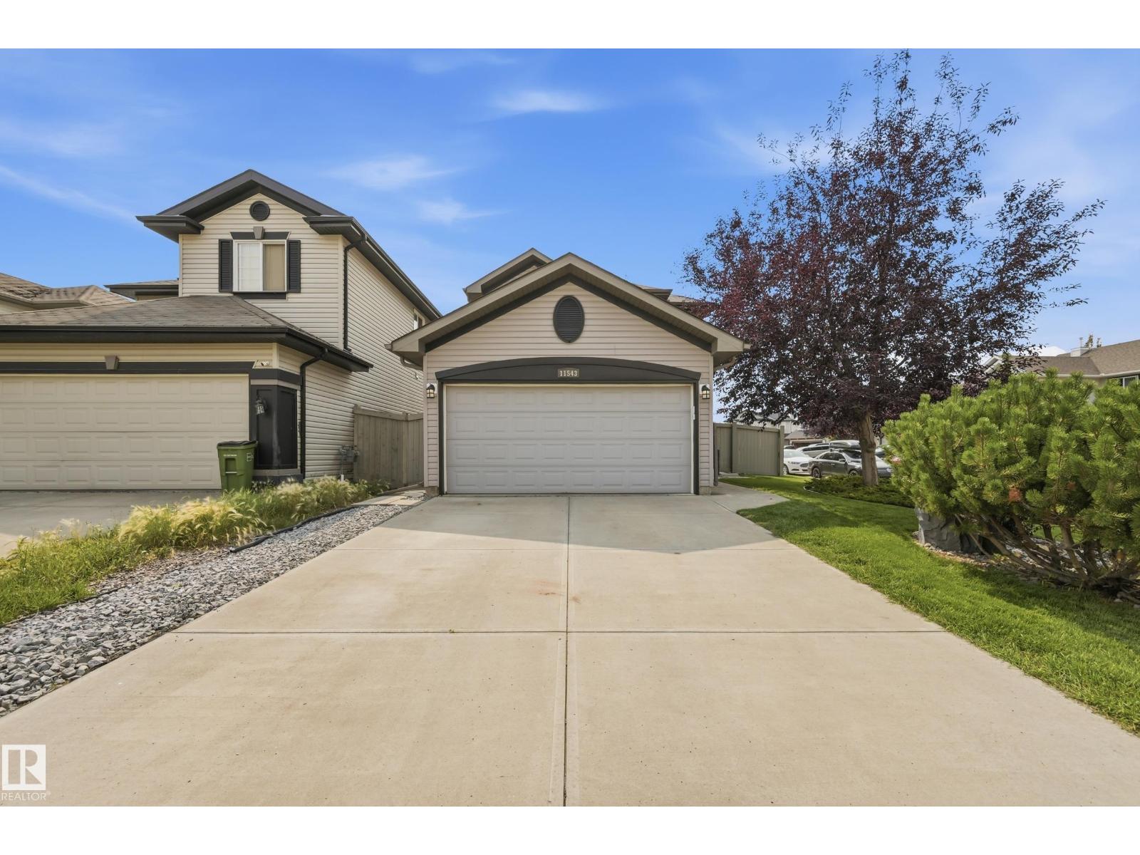 11543 11 AV SW, Rutherford (Edmonton), Edmonton photo 2