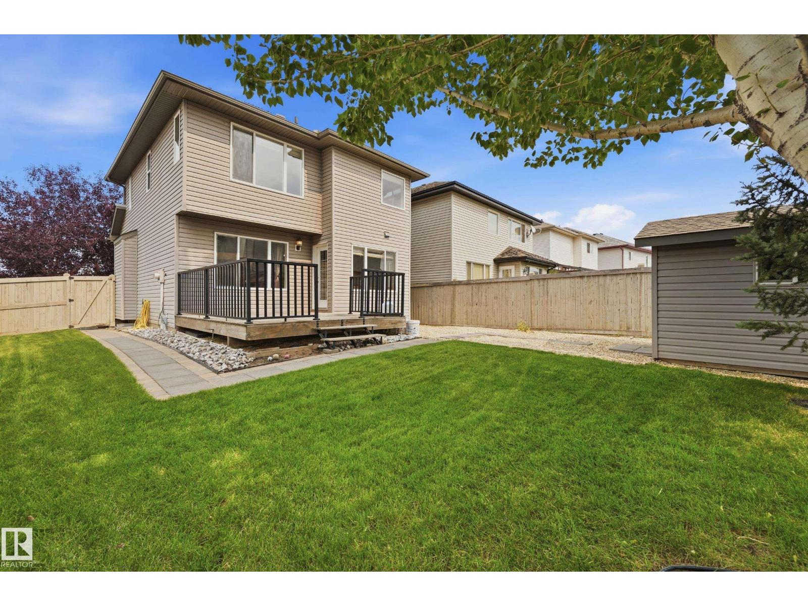 11543 11 AV SW - 43