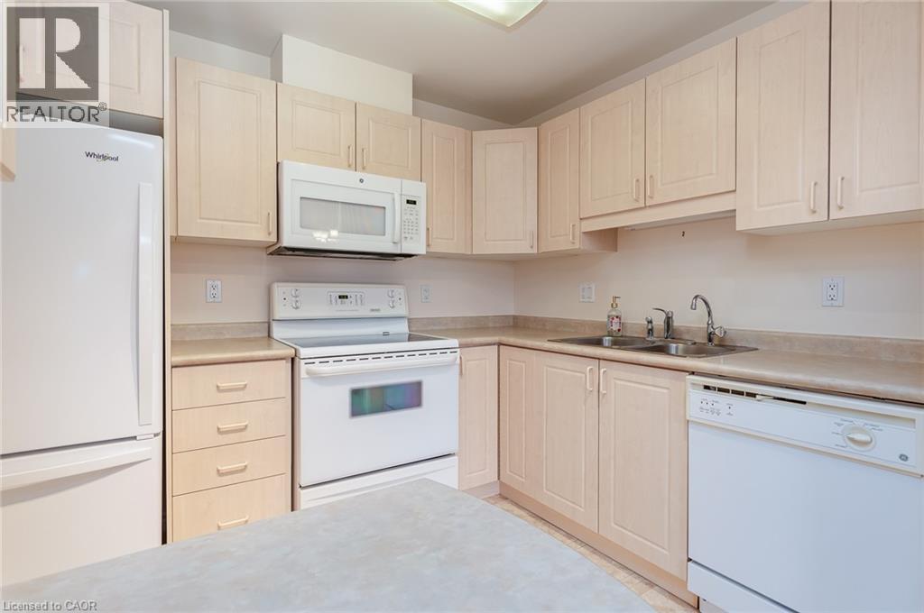 #508 20 ST GEORGE Street - Image 19