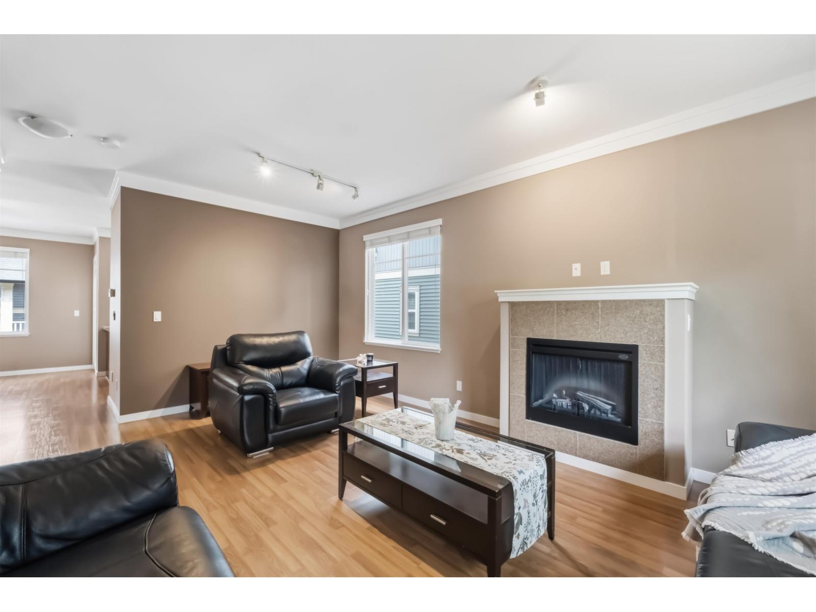 3 Bed, 3 Bath House for Sale in Surrey – 23 6575 192 STREET, Surrey – MLS# R3155045 - Image 7