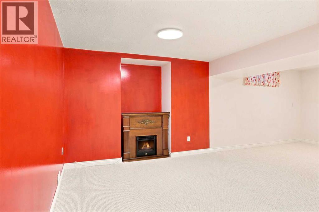 820 Canford Crescent Southwest - Photo 30