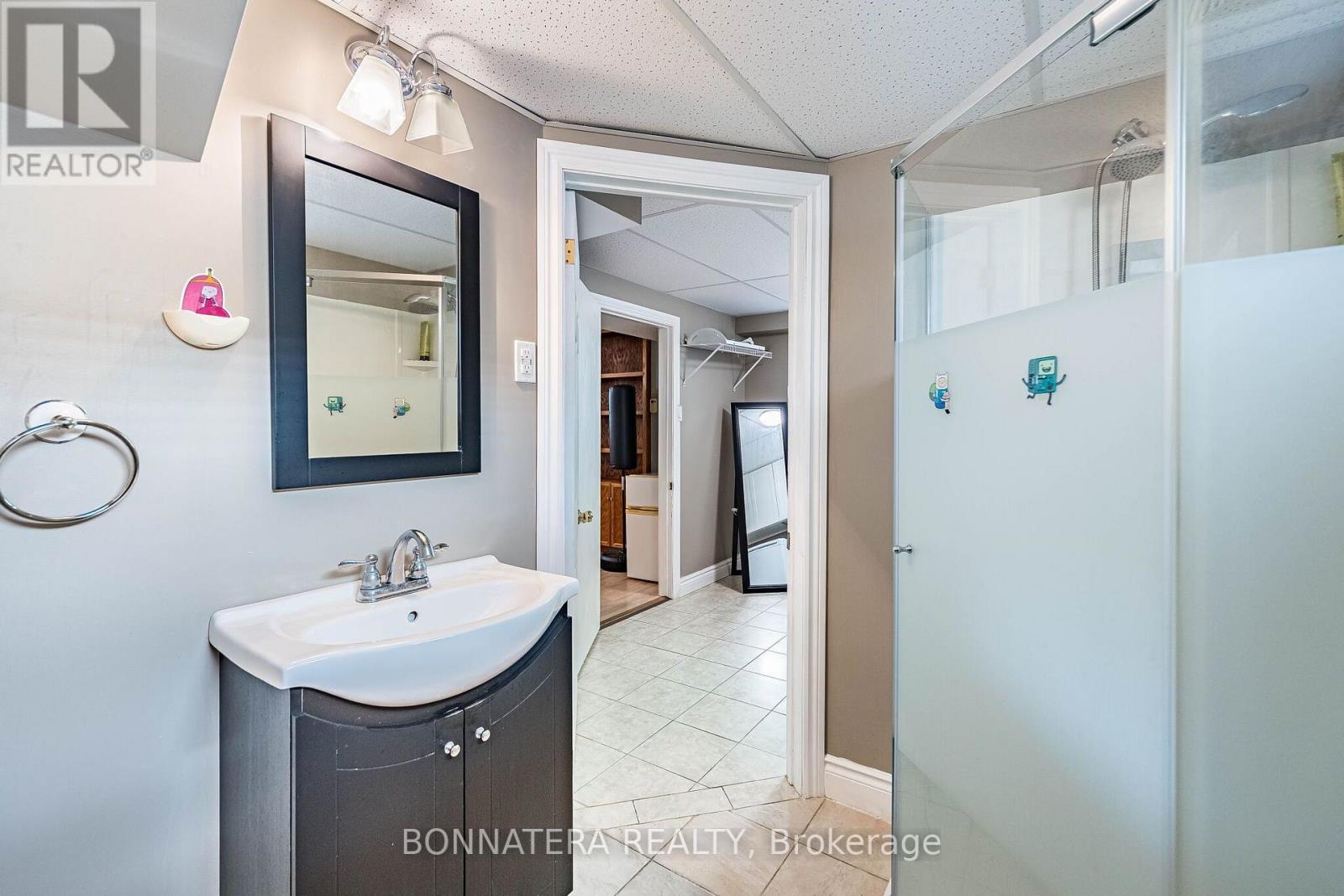 1324 ALDRIDGE CRESCENT - 39
