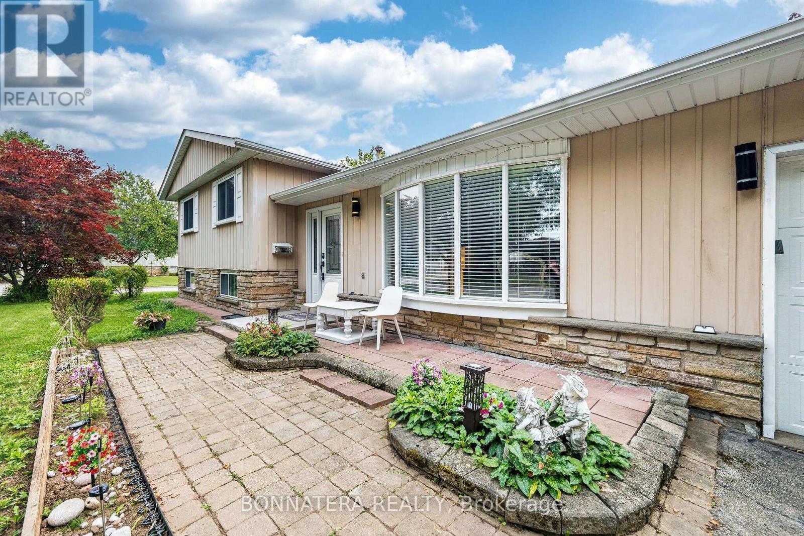 1324 ALDRIDGE CRESCENT - 49
