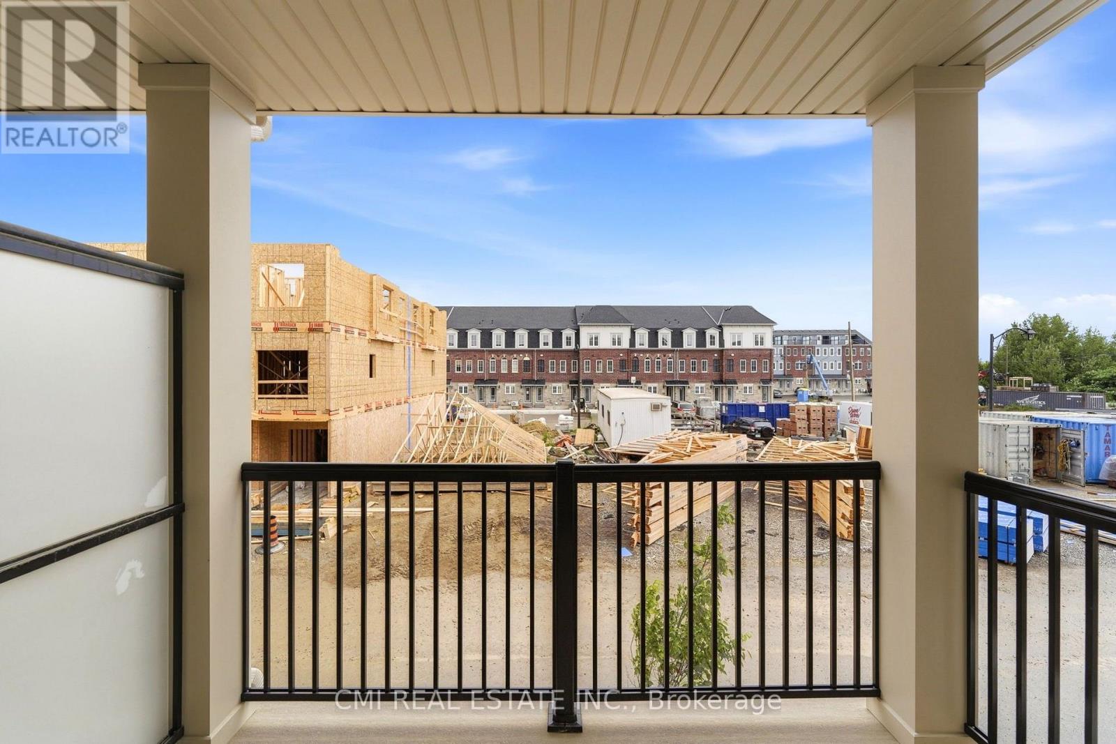 #126 677 PARK ROAD N - 44