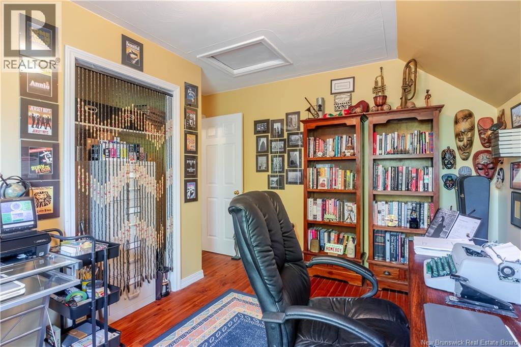 84 Tudor Avenue - 37