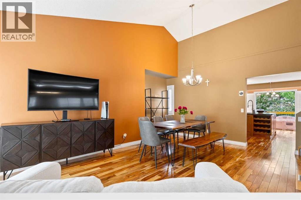 152 Douglas Glen Mews Southeast