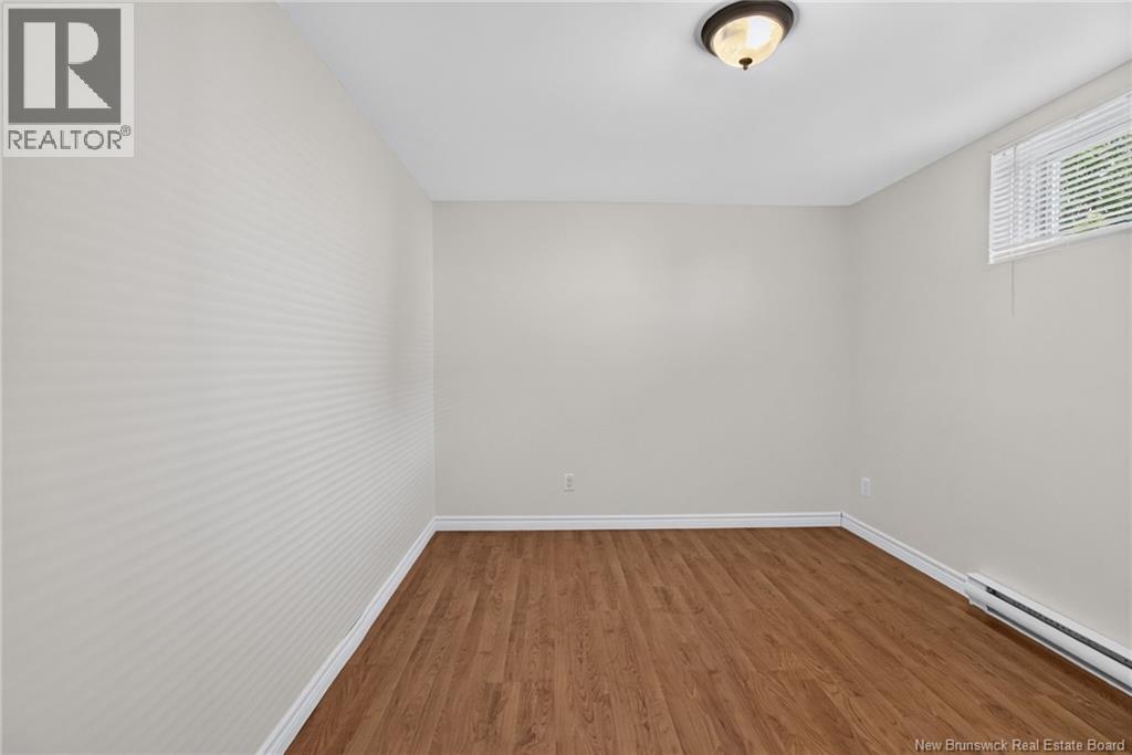 302 Lonsdale Drive - 29