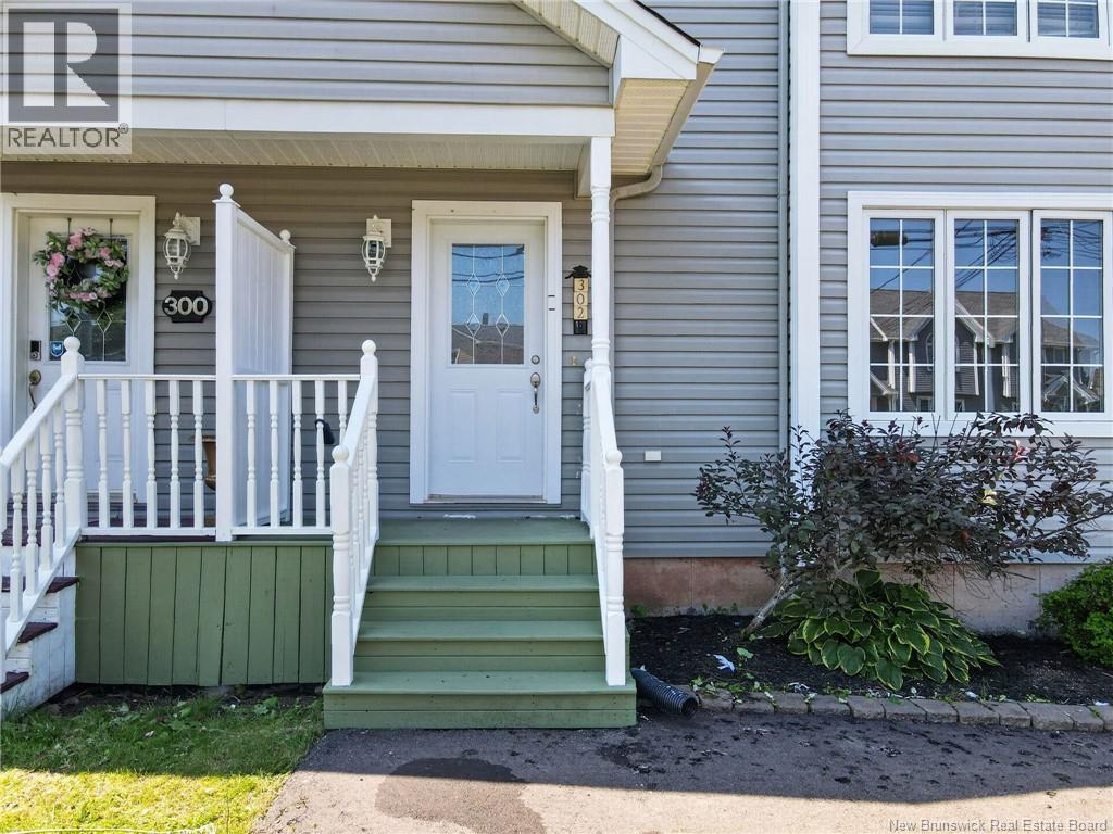 302 Lonsdale Drive - Image 44