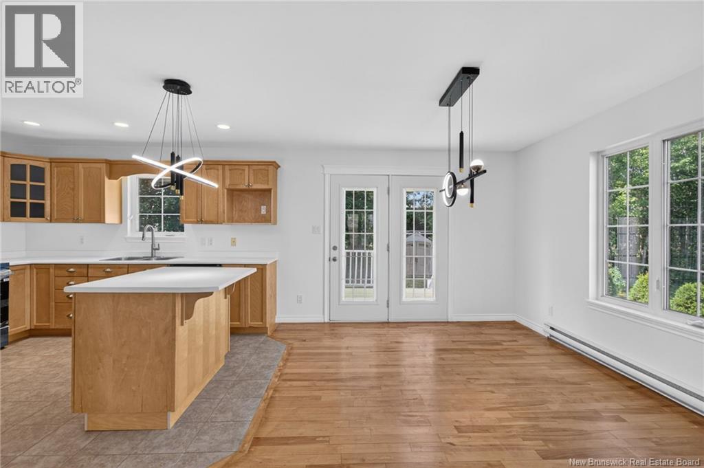 302 Lonsdale Drive - 6