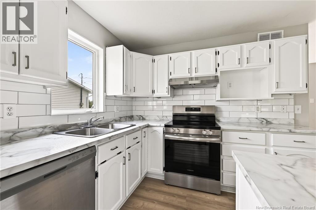 114 Palisade - Image 12