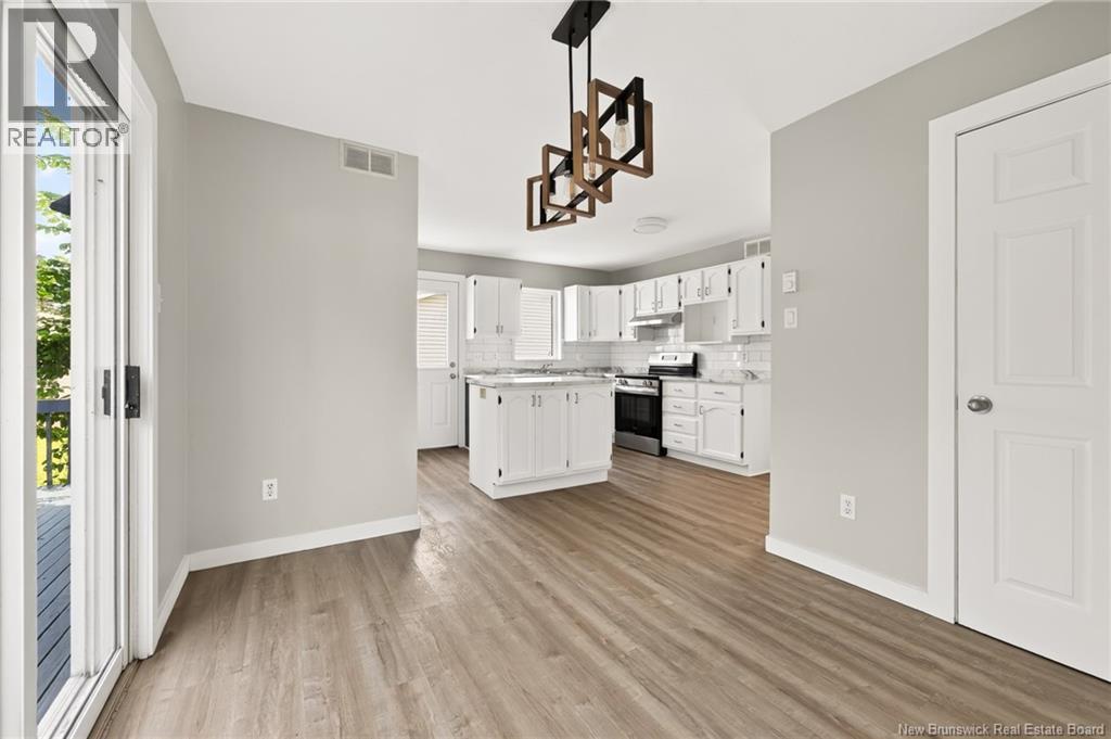 114 Palisade - Image 18