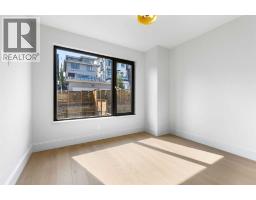 2011 28 Avenue SW - photo 36