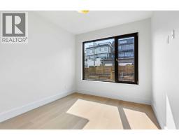 2011 28 Avenue SW - photo 37