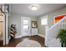Porch - 951 Wellington St E, Sault Ste  Marie, ON P6A2N8 Photo 6