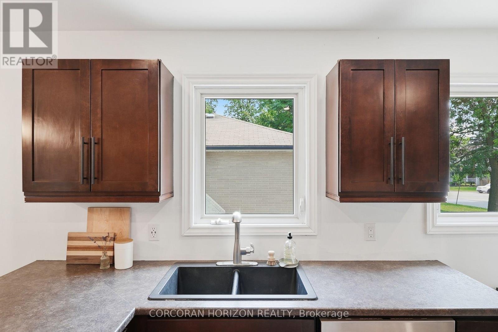 491 ST GEORGE STREET E - Image 17