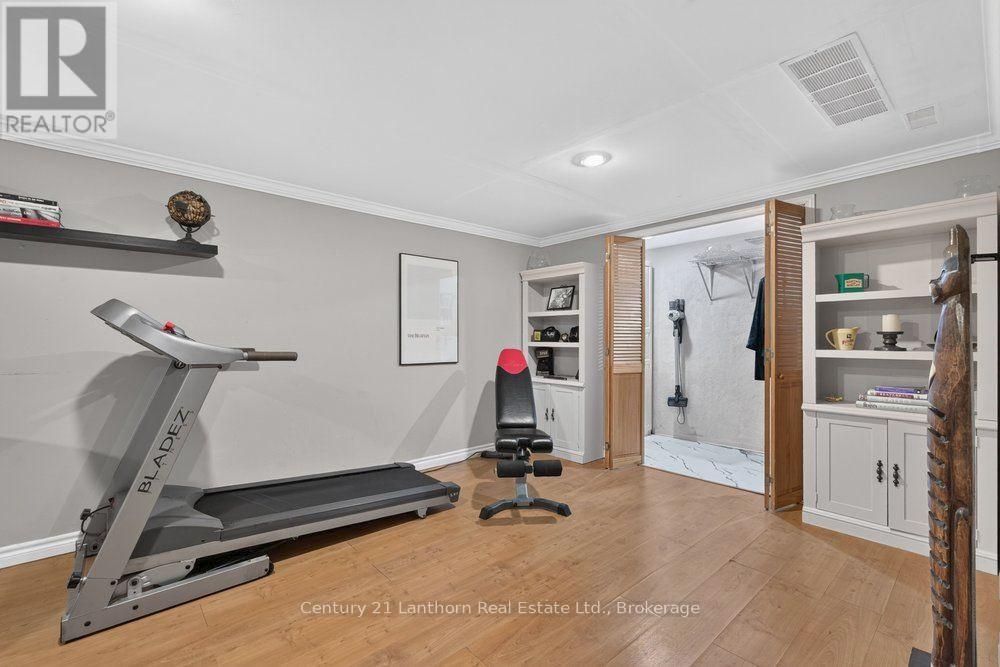 333 JEFFCOAT DRIVE - Image 36