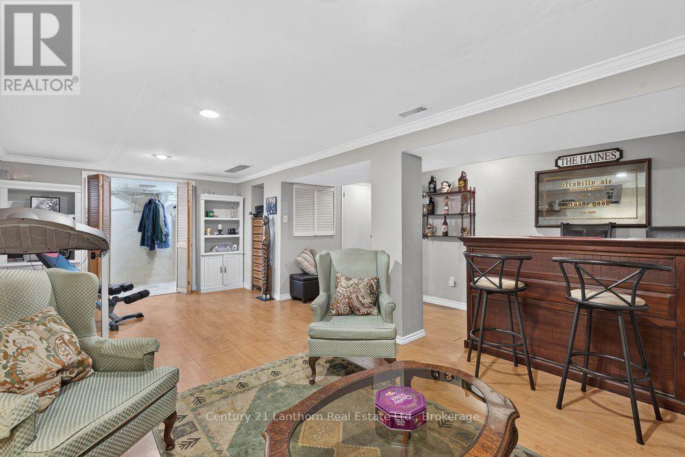 333 JEFFCOAT DRIVE - 39