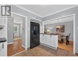 Bathroom - 333 Jeffcoat Drive, Toronto, ON M9W3E4 Photo 10