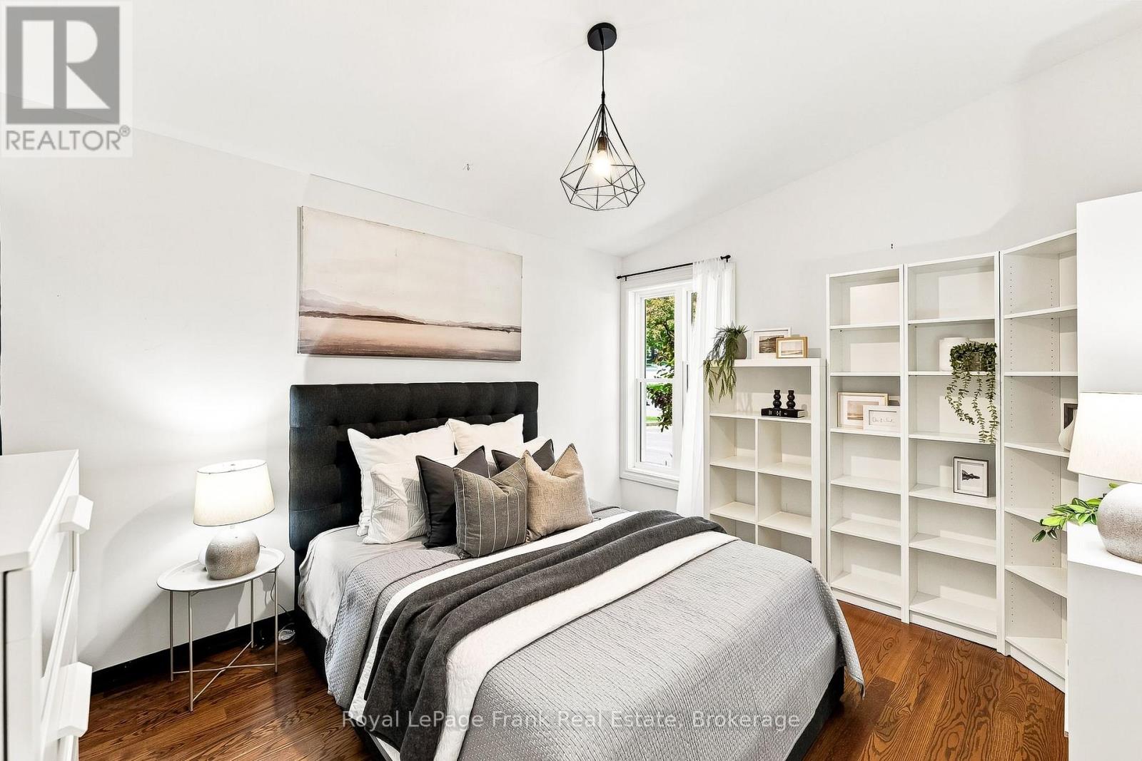 2 CRESTWOOD AVENUE - Image 18