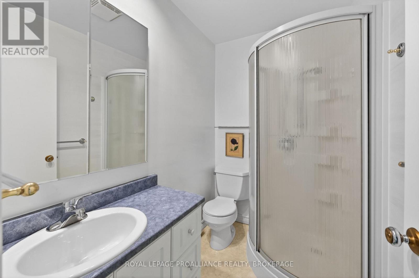 209 FAIRWAY HILL CRESCENT - Image 39