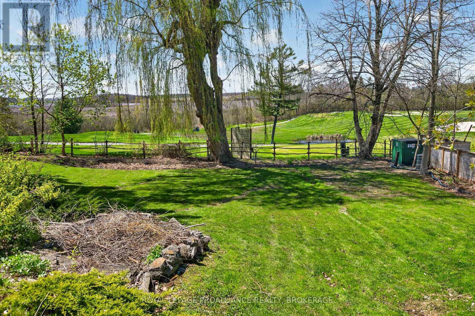 209 FAIRWAY HILL CRESCENT - Image 47