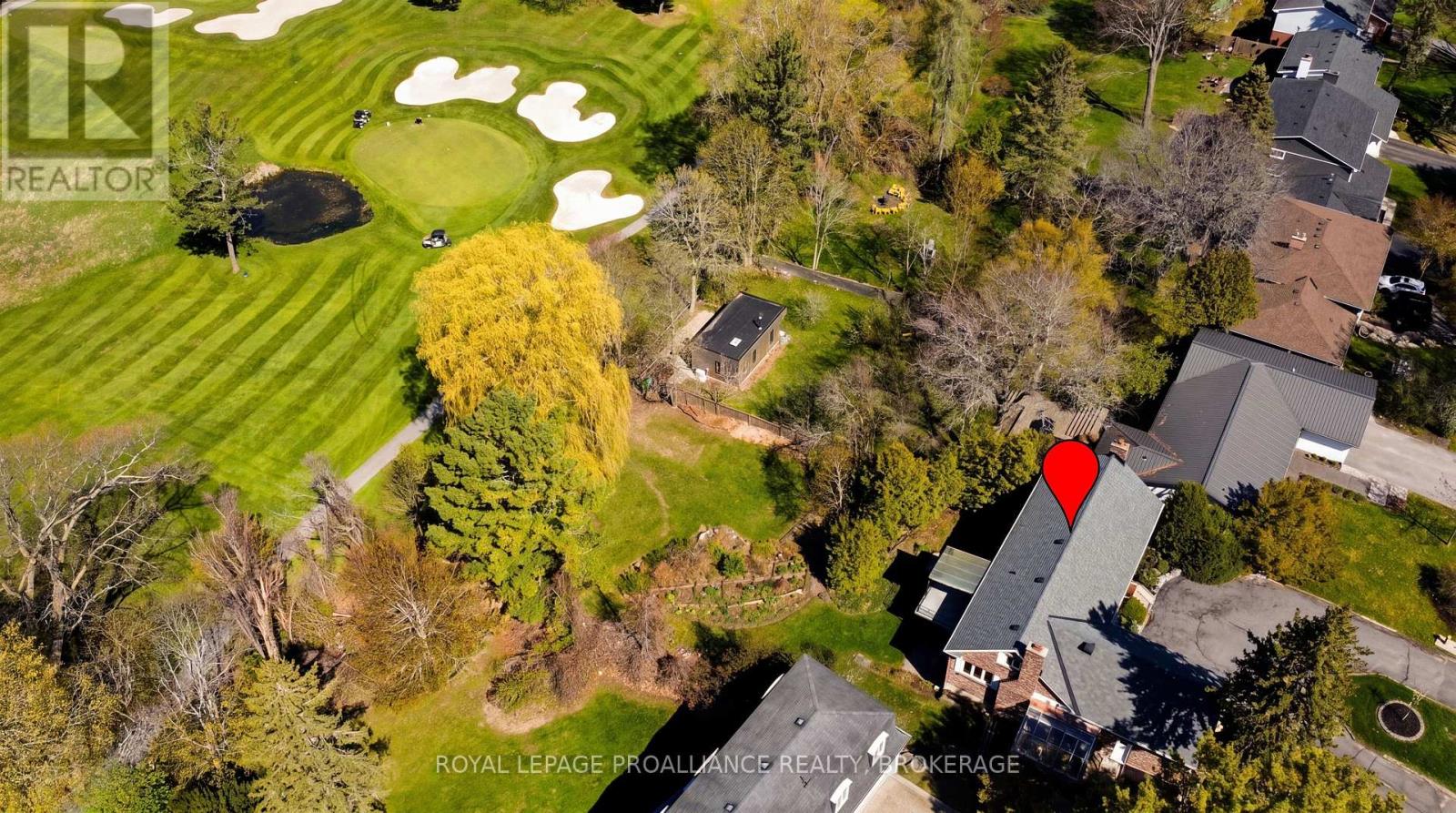 209 FAIRWAY HILL CRESCENT - 5