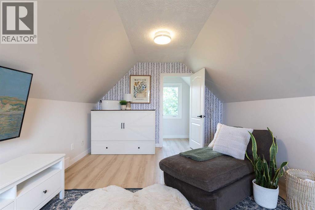1280 4 Avenue - Image 27