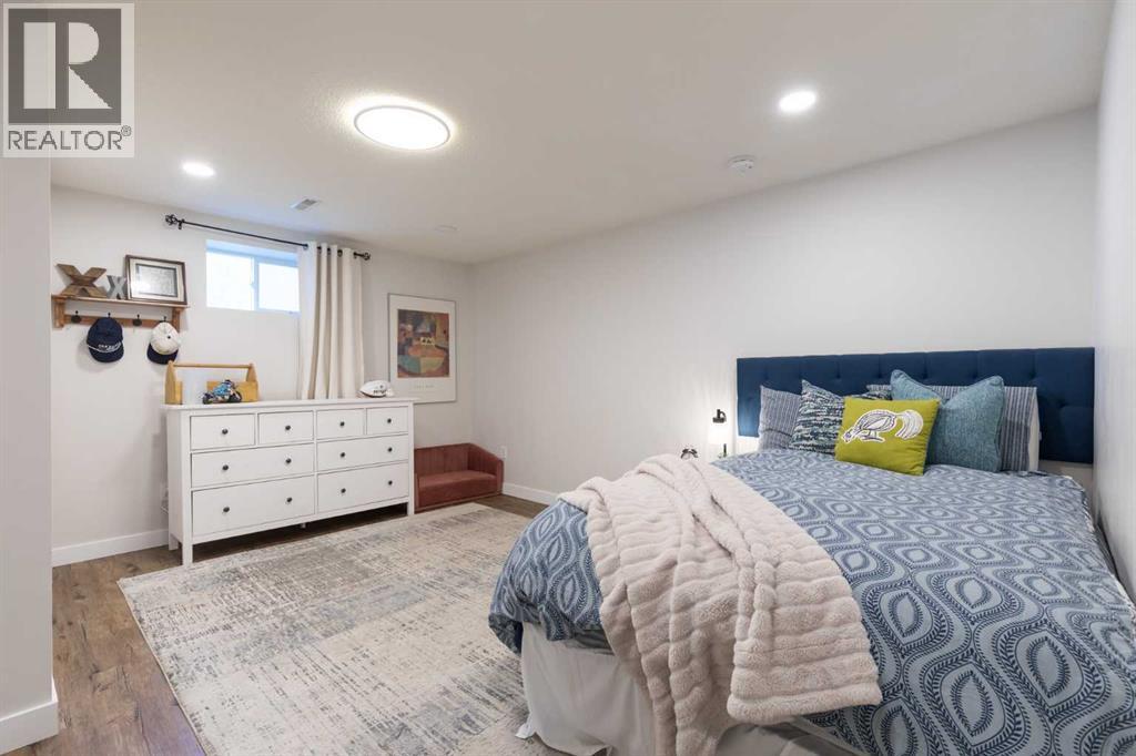 1280 4 Avenue - Image 28