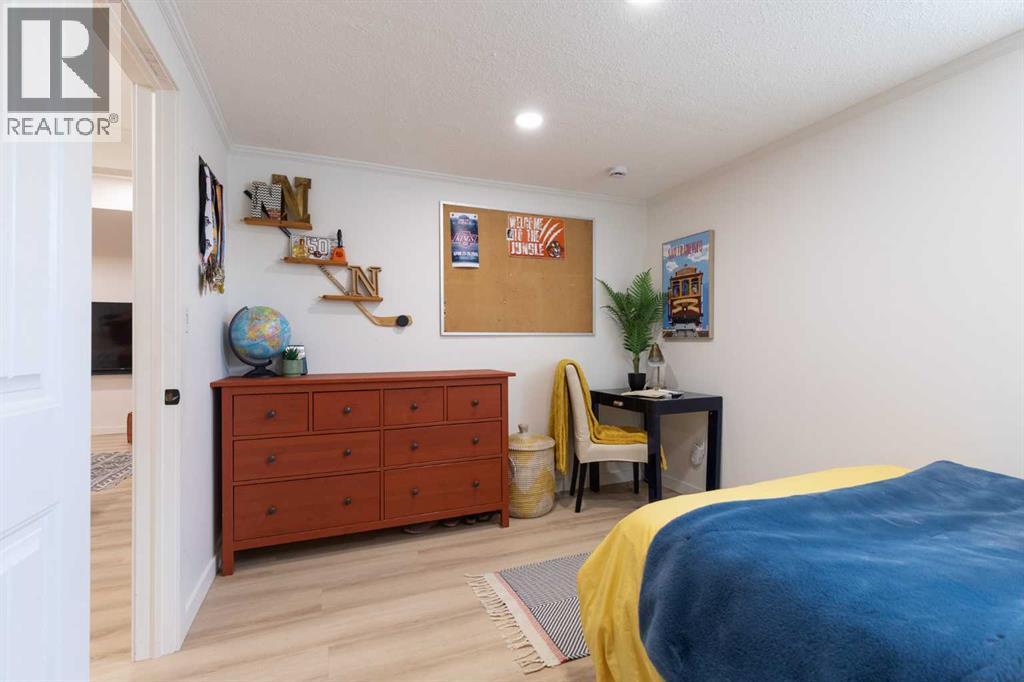 1280 4 Avenue - 31