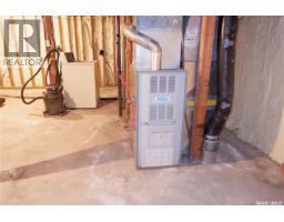 311 7th Avenue E, Assiniboia, SK S0H0B0 Photo 26