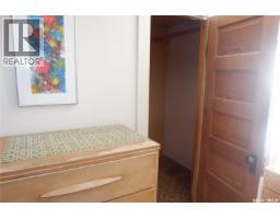 311 7th Avenue E, Assiniboia, SK S0H0B0 Photo 24