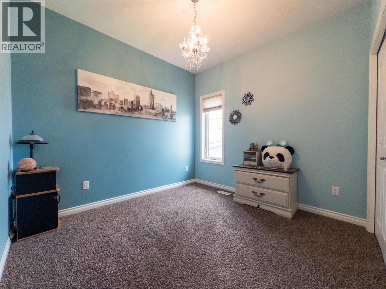 8705 18 Street - 11