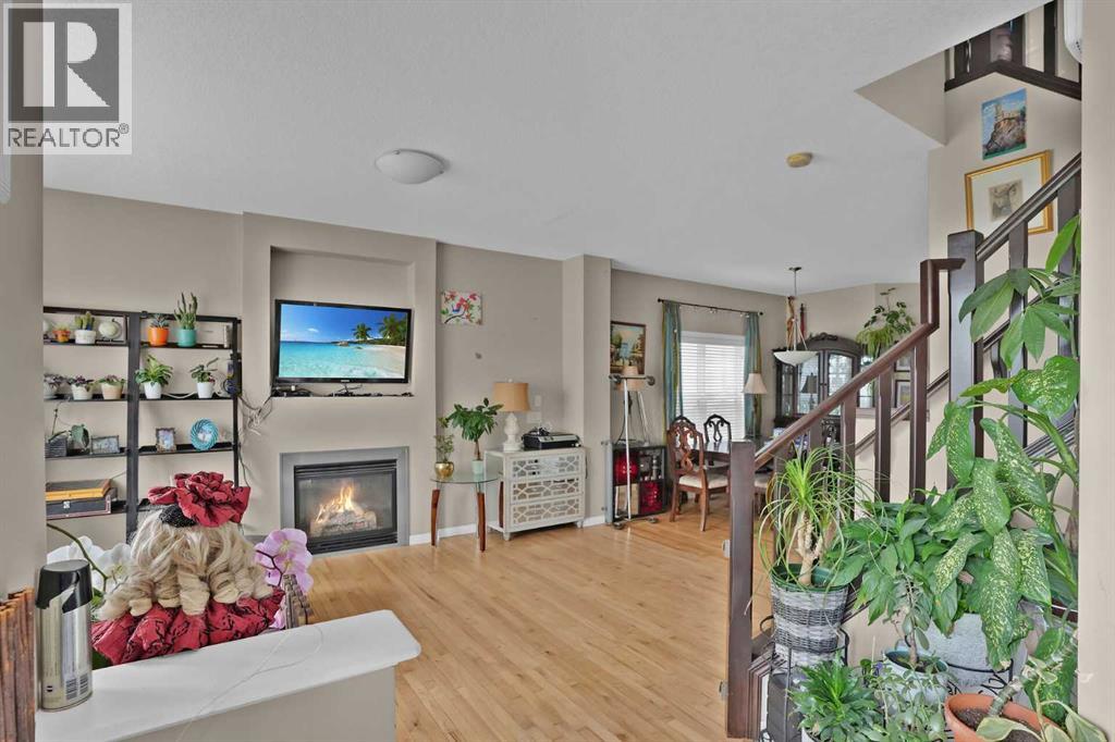 31 Walden Manor SE, Walden, Calgary photo 3