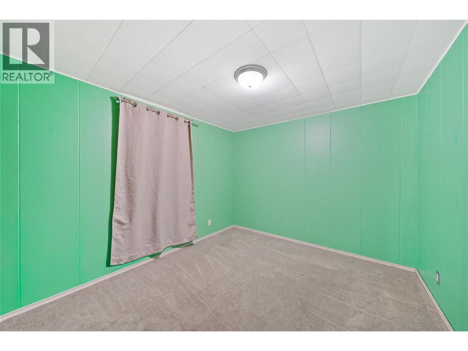 597 BINNS Street - 27