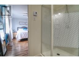 130 Green Acre Drive thumbnail 18