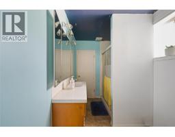 597 Binns Street, Trail, BC V1R3L3 Photo 24