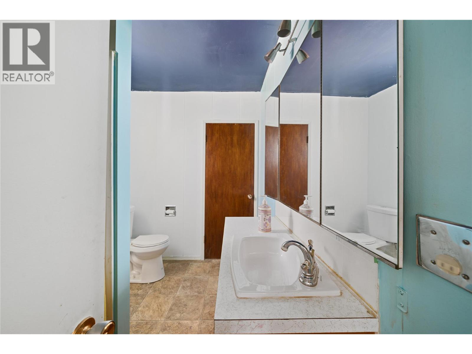 597 BINNS Street - Image 23