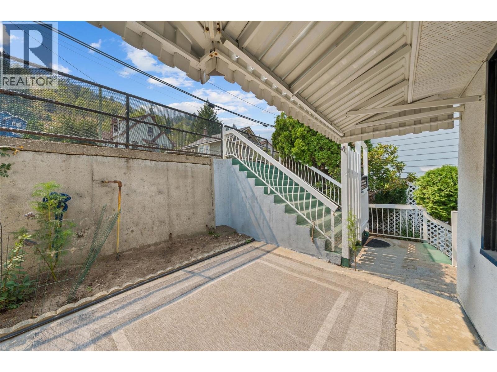 597 BINNS Street - Image 31