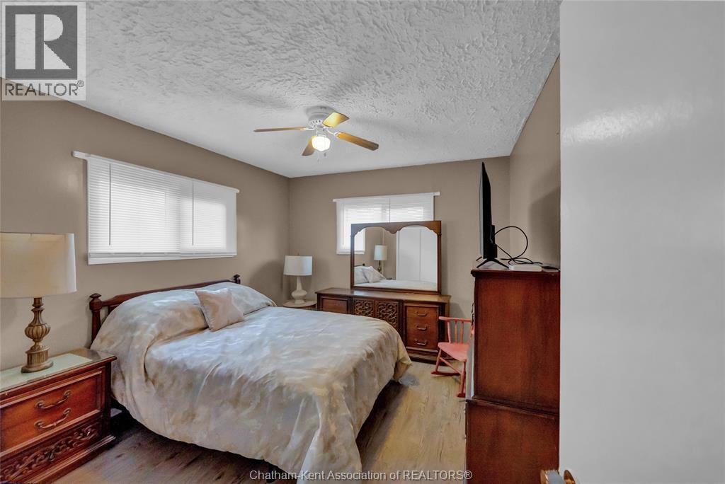 150 Peel STREET - 18